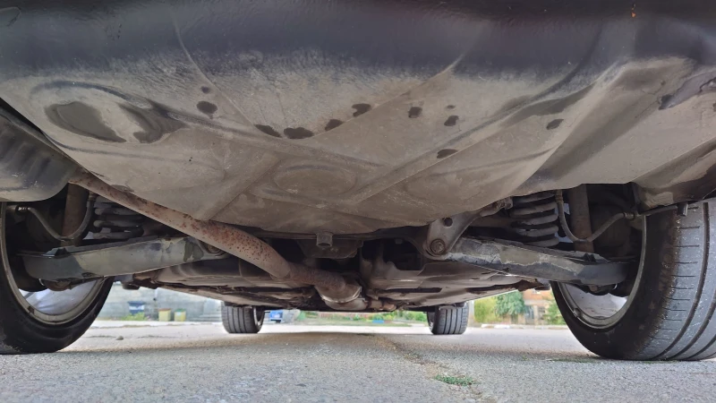 Mercedes-Benz C 180, снимка 16 - Автомобили и джипове - 51342600