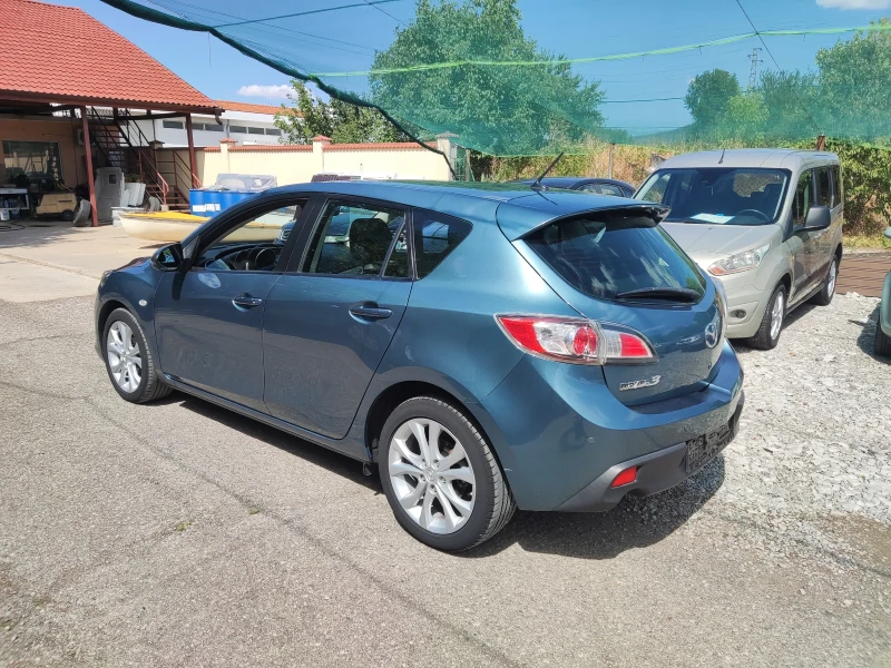Mazda 3 1.6 Exclusive , снимка 4 - Автомобили и джипове - 52084631