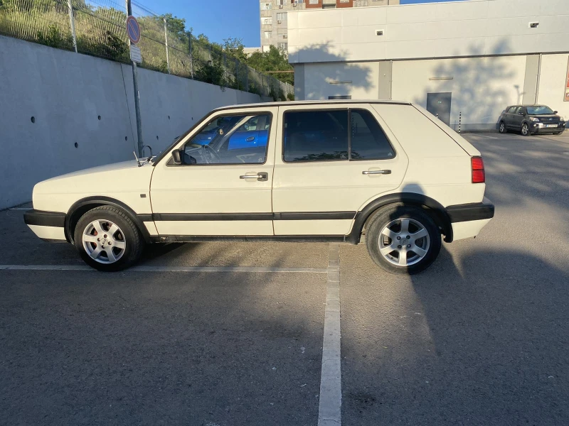 VW Golf, снимка 5 - Автомобили и джипове - 51524163