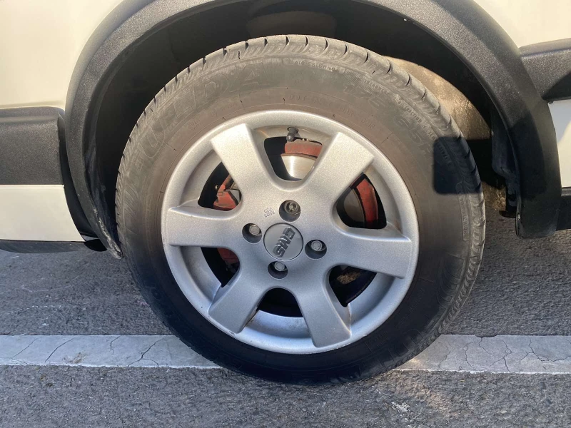 VW Golf, снимка 8 - Автомобили и джипове - 51524163
