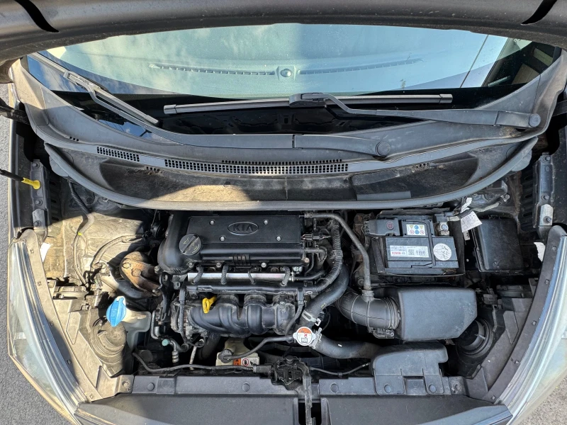 Kia Rio 1.4 16V Swiss, снимка 17 - Автомобили и джипове - 51568668