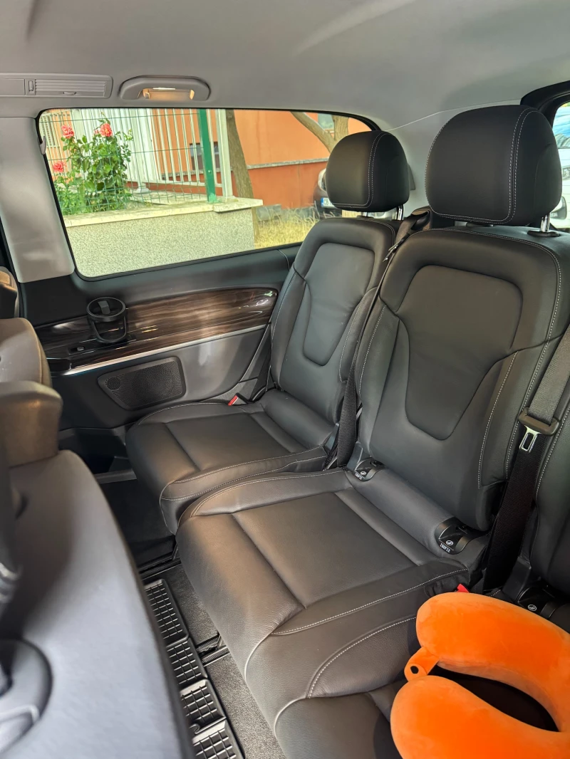 Mercedes-Benz V 300 Extra Long, снимка 12 - Автомобили и джипове - 52555373