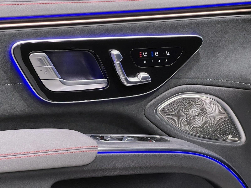 Mercedes-Benz EQS 450 4-MATIC AMG AIRMATIC PANORAMA BURMESTER 360, снимка 7 - Автомобили и джипове - 52484519