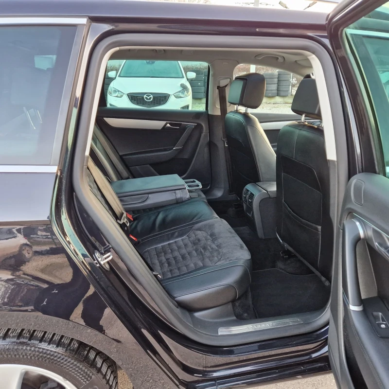 VW Passat 2.0ТDi170к.4х4ДИСТРОНИК/ПАНОРАМА/КЕЙЛЕС/ШВЕЙЦАРИЯ , снимка 10 - Автомобили и джипове - 52791515