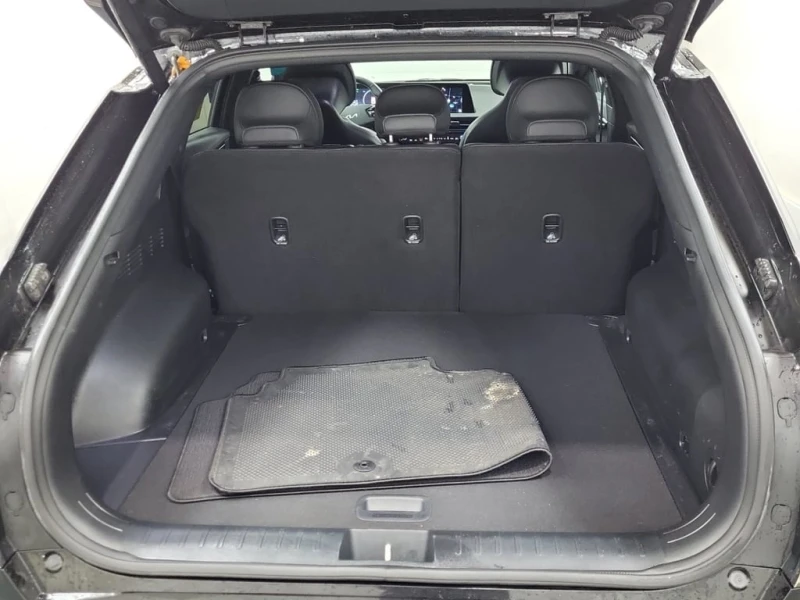 Kia EV6 * LAND W/GT LINE PKG * CARFAX * , снимка 16 - Автомобили и джипове - 53038847