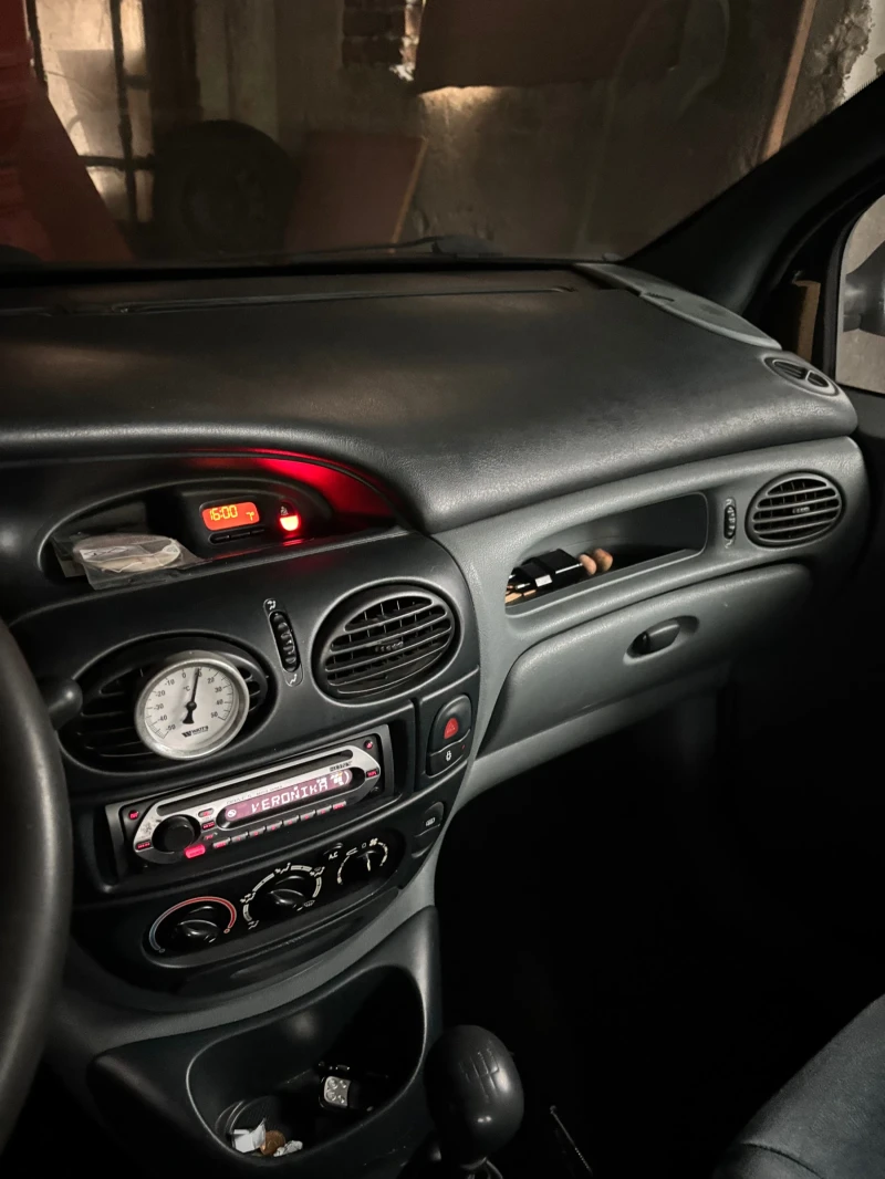 Renault Megane, снимка 4 - Автомобили и джипове - 53125016