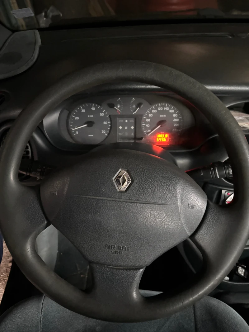 Renault Megane, снимка 6 - Автомобили и джипове - 53125016