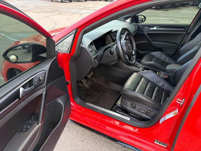 VW Golf * R* CARFAX * ДИГИТАЛНО ТАБЛО* ПОДГРЕВ* , снимка 5 - Автомобили и джипове - 53558954