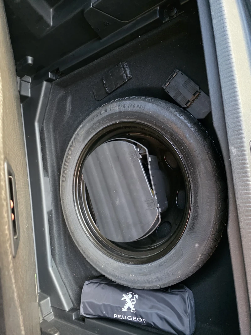 Peugeot 3008 2.0HDI 180kc GT.LINE, снимка 11 - Автомобили и джипове - 53568635