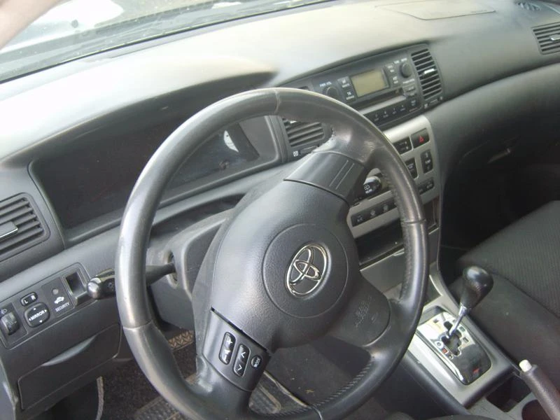 Toyota Corolla 1.4D4D-1.6VVTI-АВТОМАТ, снимка 3 - Автомобили и джипове - 33352631