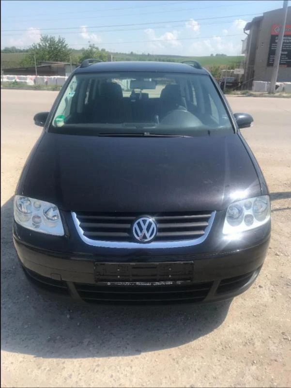 VW Touran 2.0 136 к На Части, снимка 1 - Автомобили и джипове - 34595873