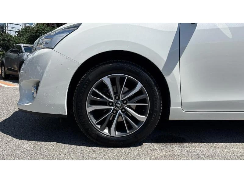 Toyota Verso 1.8P STYLE CVT, снимка 16 - Автомобили и джипове - 55372634