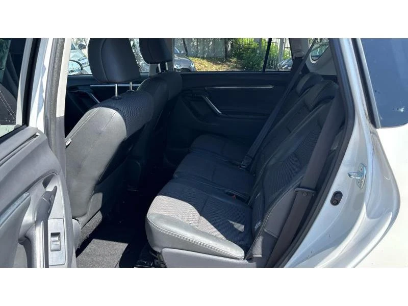 Toyota Verso 1.8P STYLE CVT, снимка 11 - Автомобили и джипове - 55372634