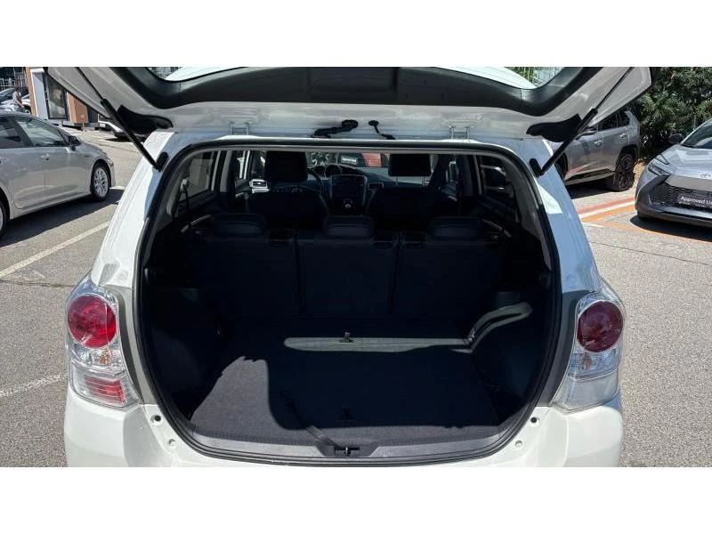 Toyota Verso 1.8P STYLE CVT, снимка 10 - Автомобили и джипове - 55372634