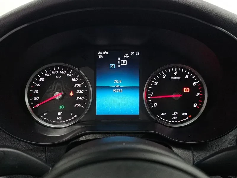 Mercedes-Benz C 200, снимка 8 - Автомобили и джипове - 55842014