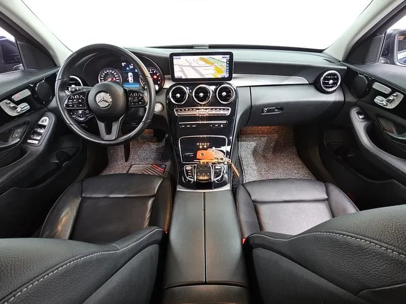 Mercedes-Benz C 200, снимка 7 - Автомобили и джипове - 55842014