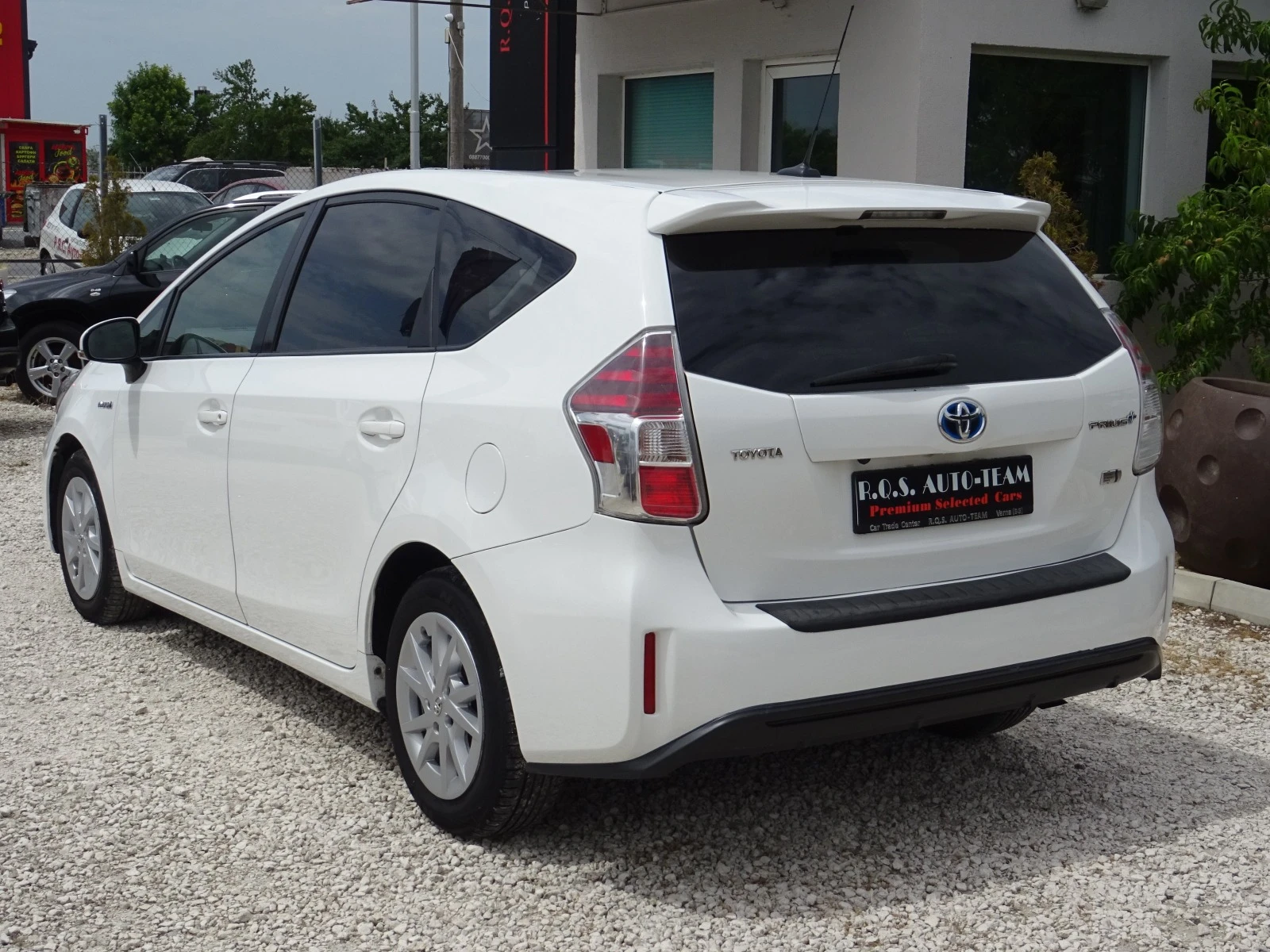 Toyota Prius + 1.8 Full Hybrid (HEV)  134kc E-CVT Active 7 м-та - изображение 3