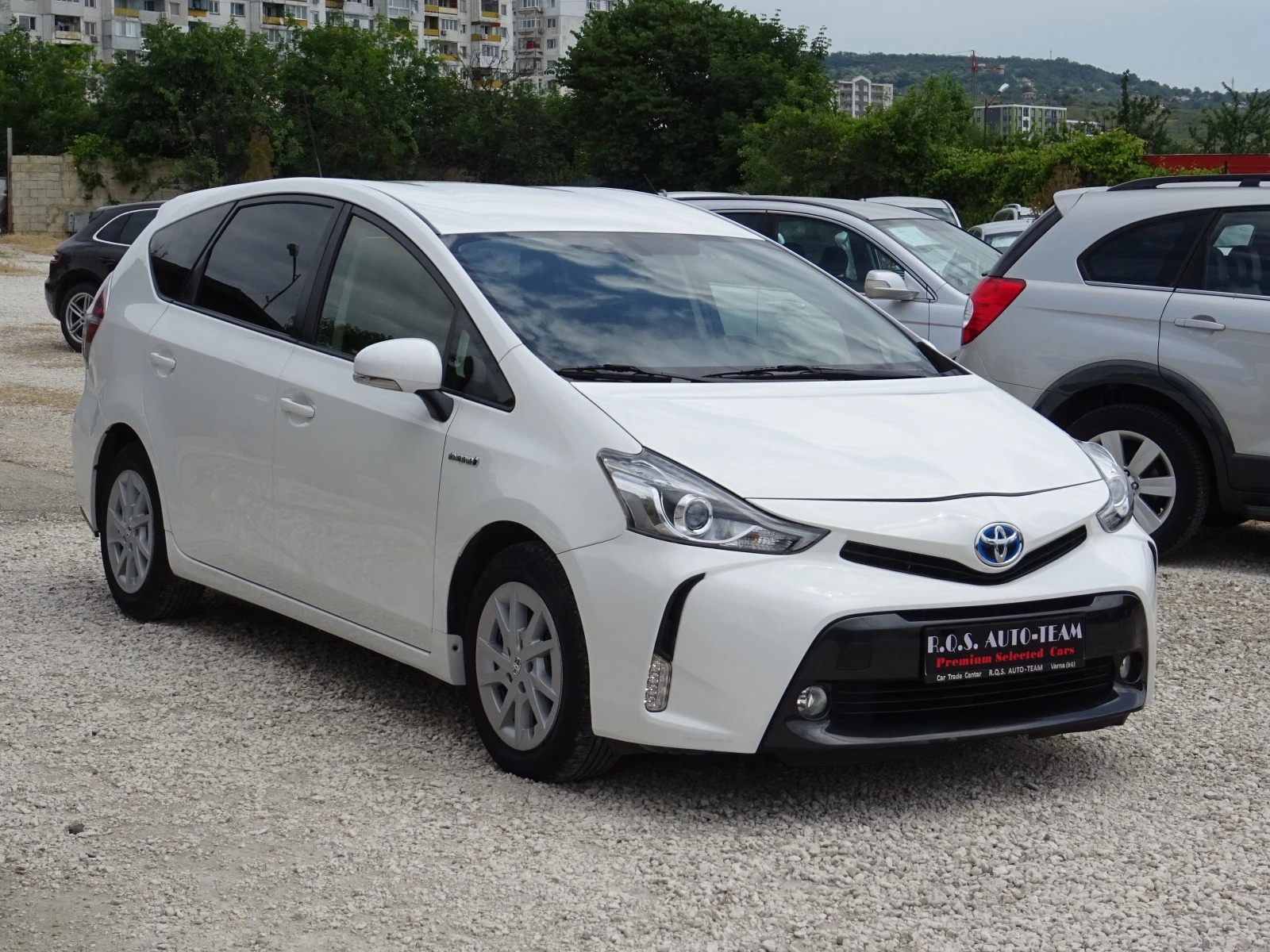 Toyota Prius + 1.8 Full Hybrid (HEV)  134kc E-CVT Active 7 м-та - изображение 6