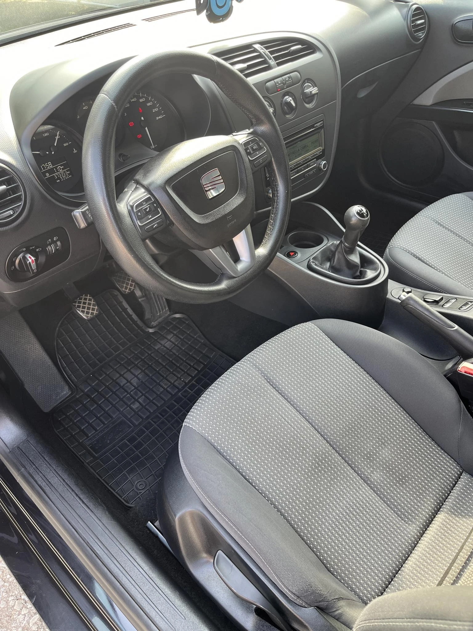 Seat Leon 1.6 TDI | Mobile.bg   17