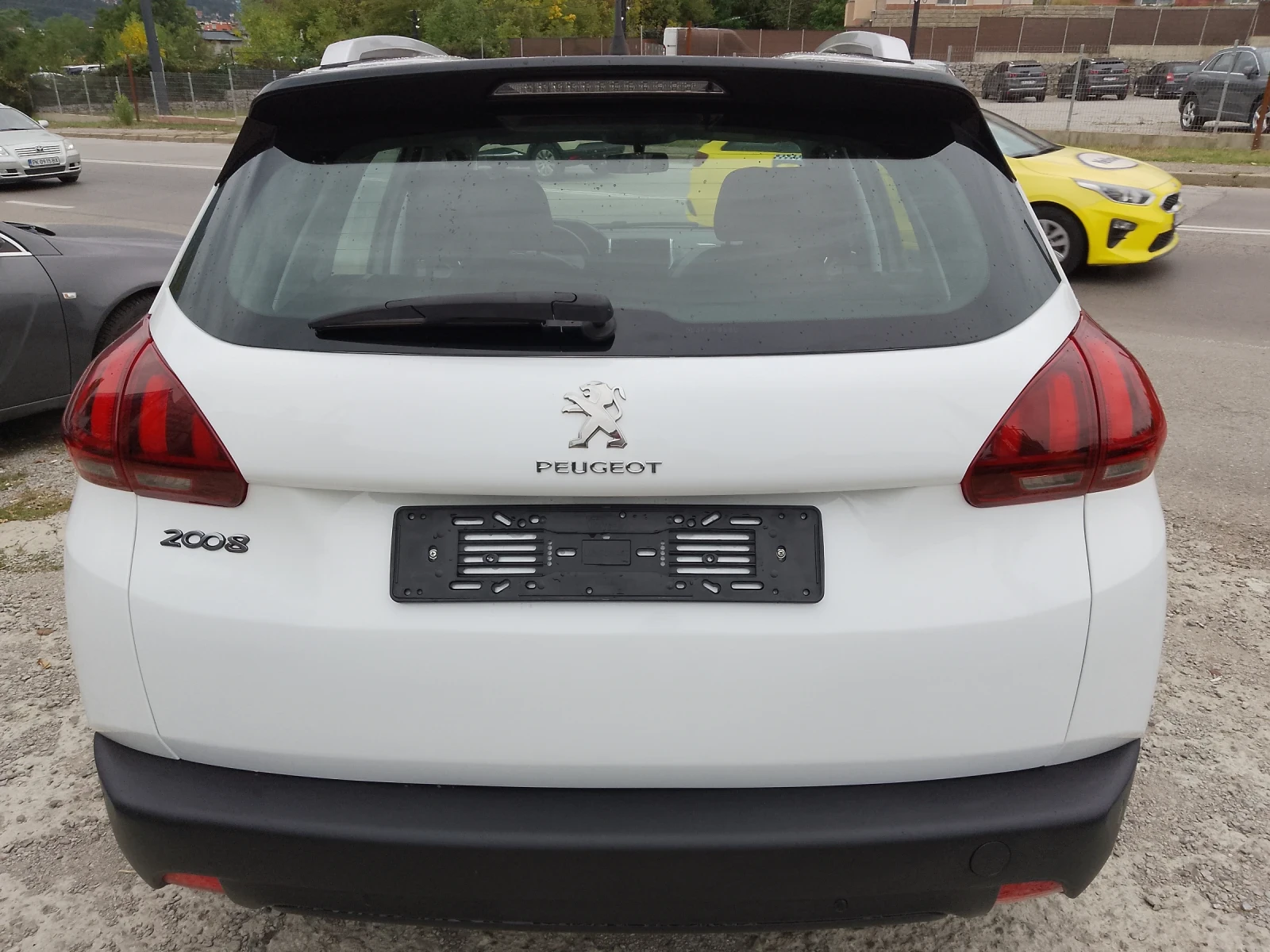 Peugeot 2008 1.5 HDI/FACELIFT/ОБСЛУЖЕНА - изображение 6