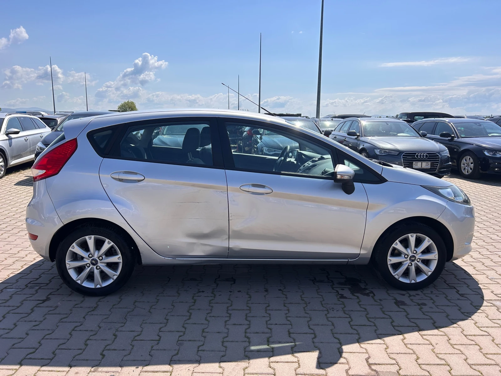 Ford Fiesta 1.2i EURO 5 - изображение 5