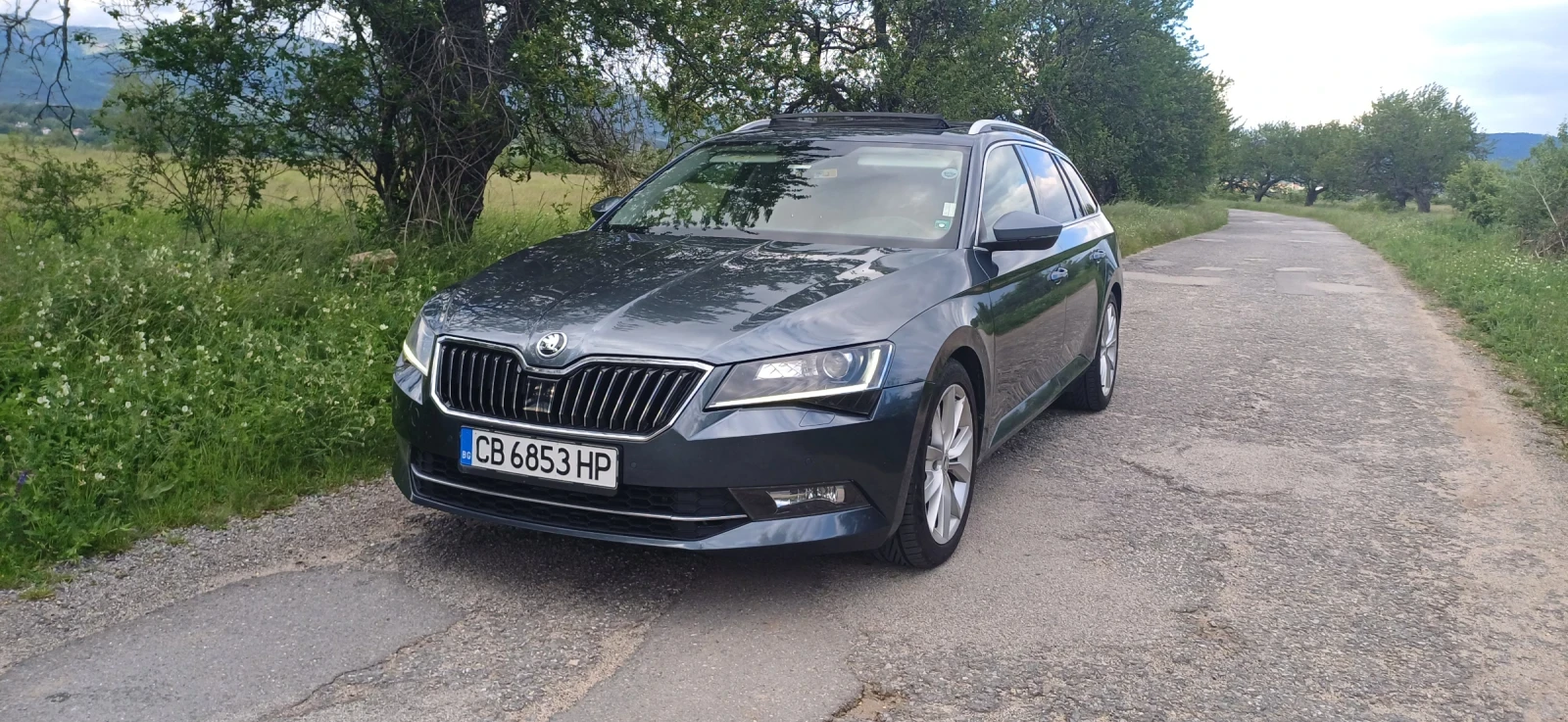 Skoda Superb 2.0 TDI  150 к.с - изображение 3