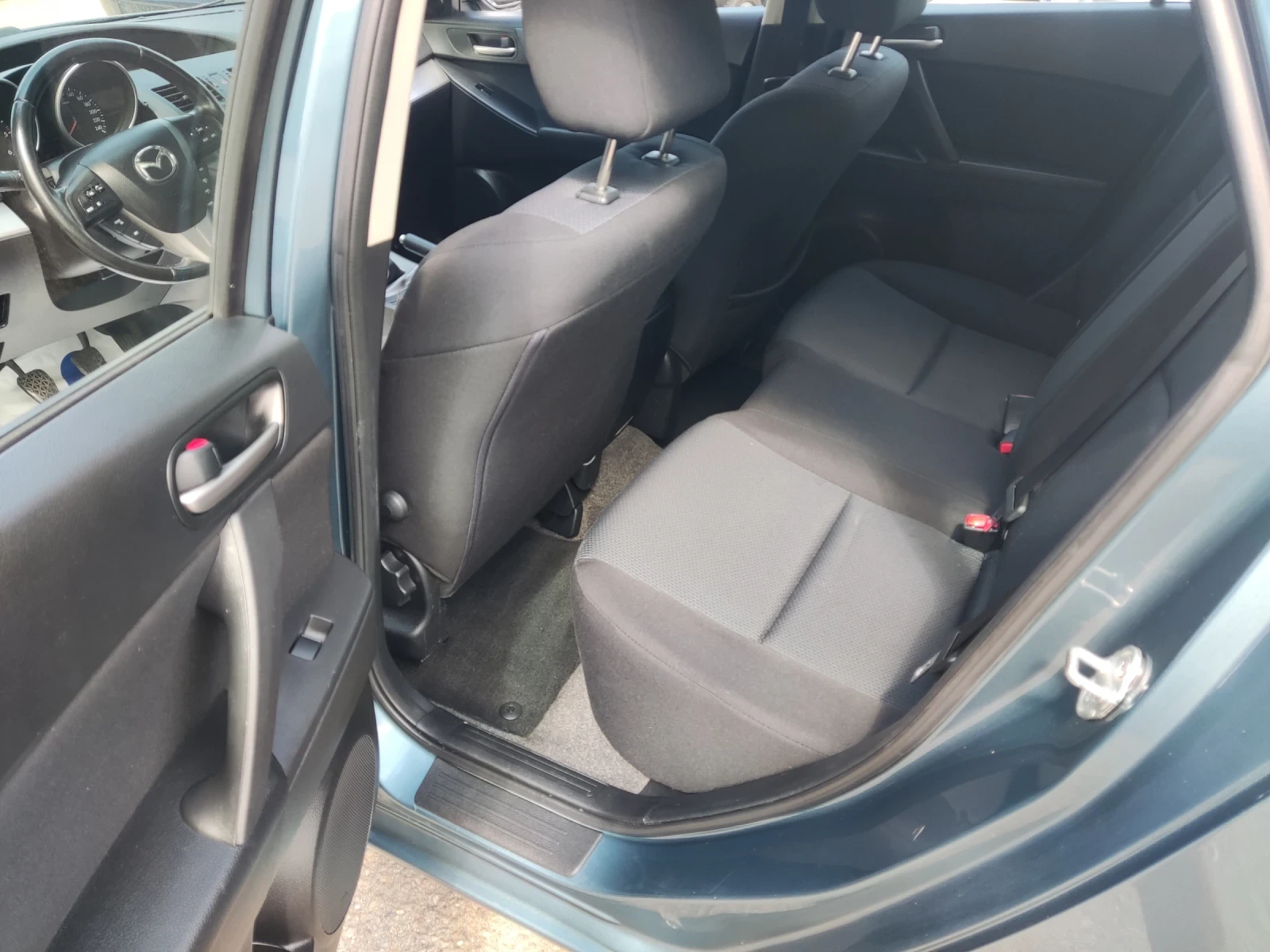 Mazda 3 1.6 Exclusive  - изображение 6