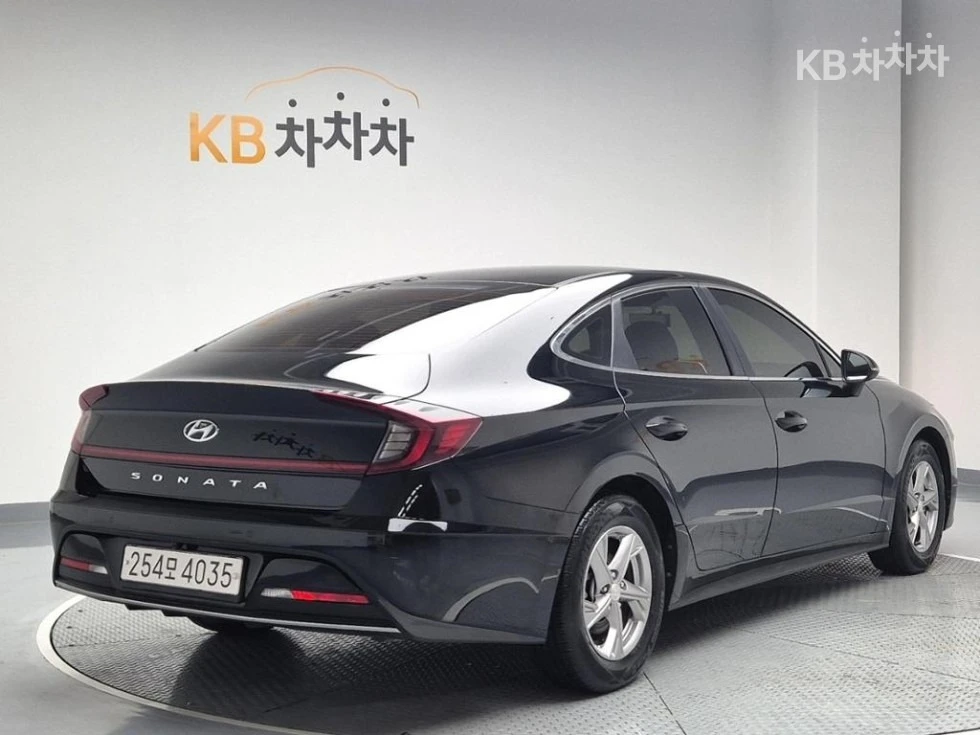 Hyundai Sonata 2021 - изображение 3