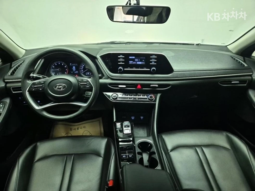 Hyundai Sonata 2021 - изображение 8