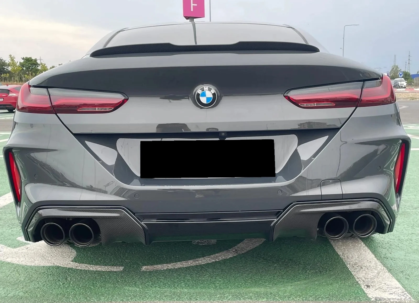 BMW M8 Competition - изображение 5