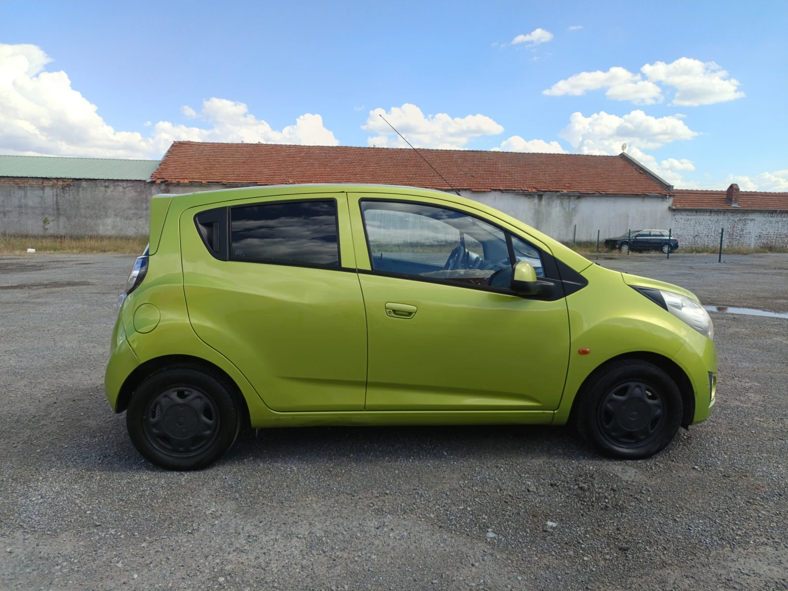 Chevrolet Spark 1.0 EURO 5 b, снимка 11 - Автомобили и джипове - 52837059