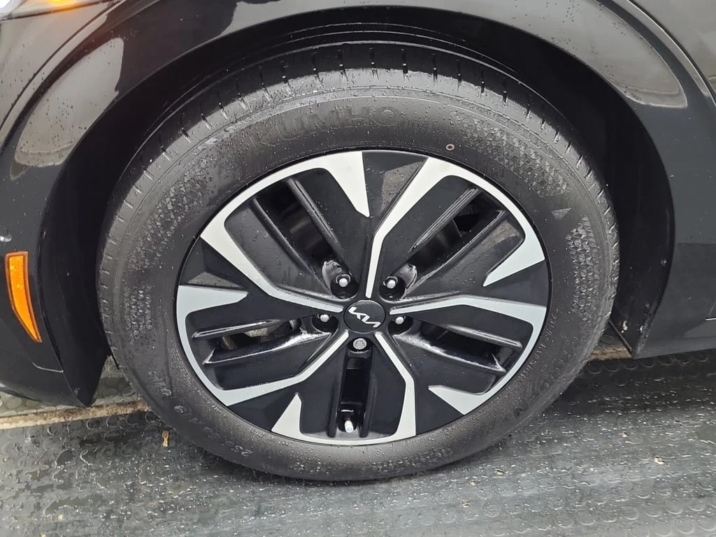 Kia EV6 * LAND W/GT LINE PKG * CARFAX *  | Mobile.bg � ����������� 17