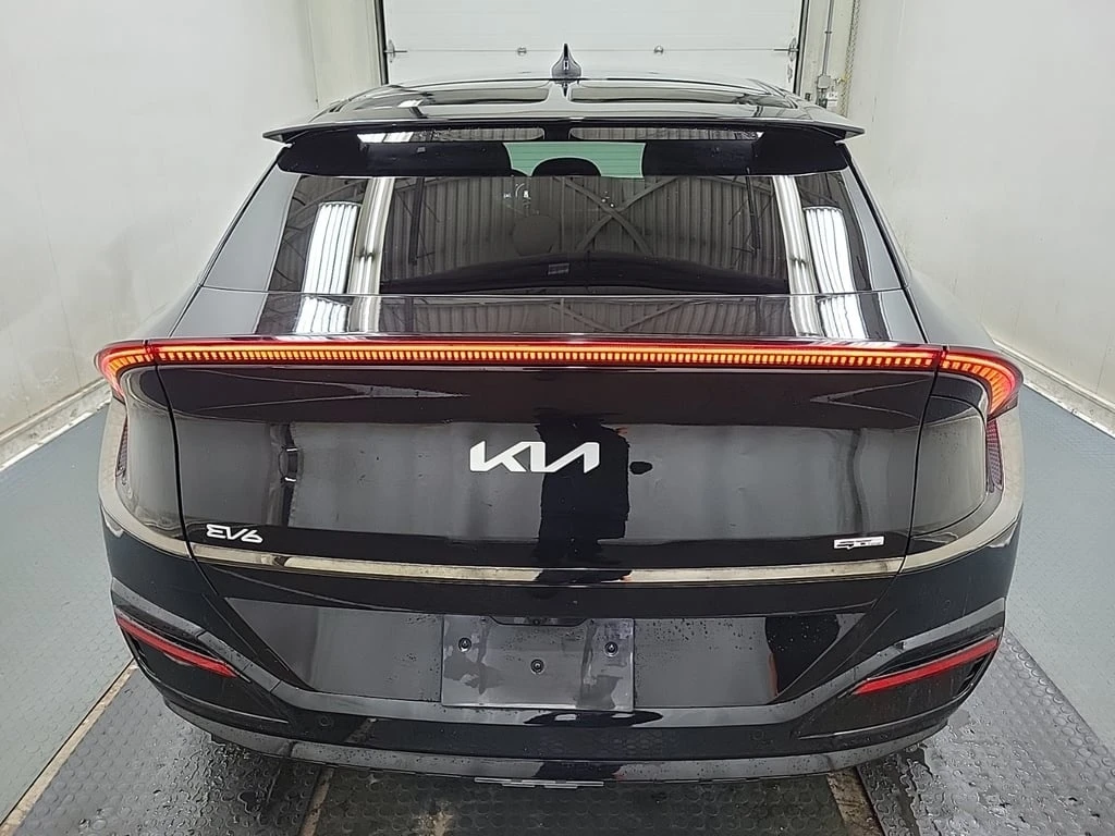 Kia EV6 * LAND W/GT LINE PKG * CARFAX *  - изображение 6