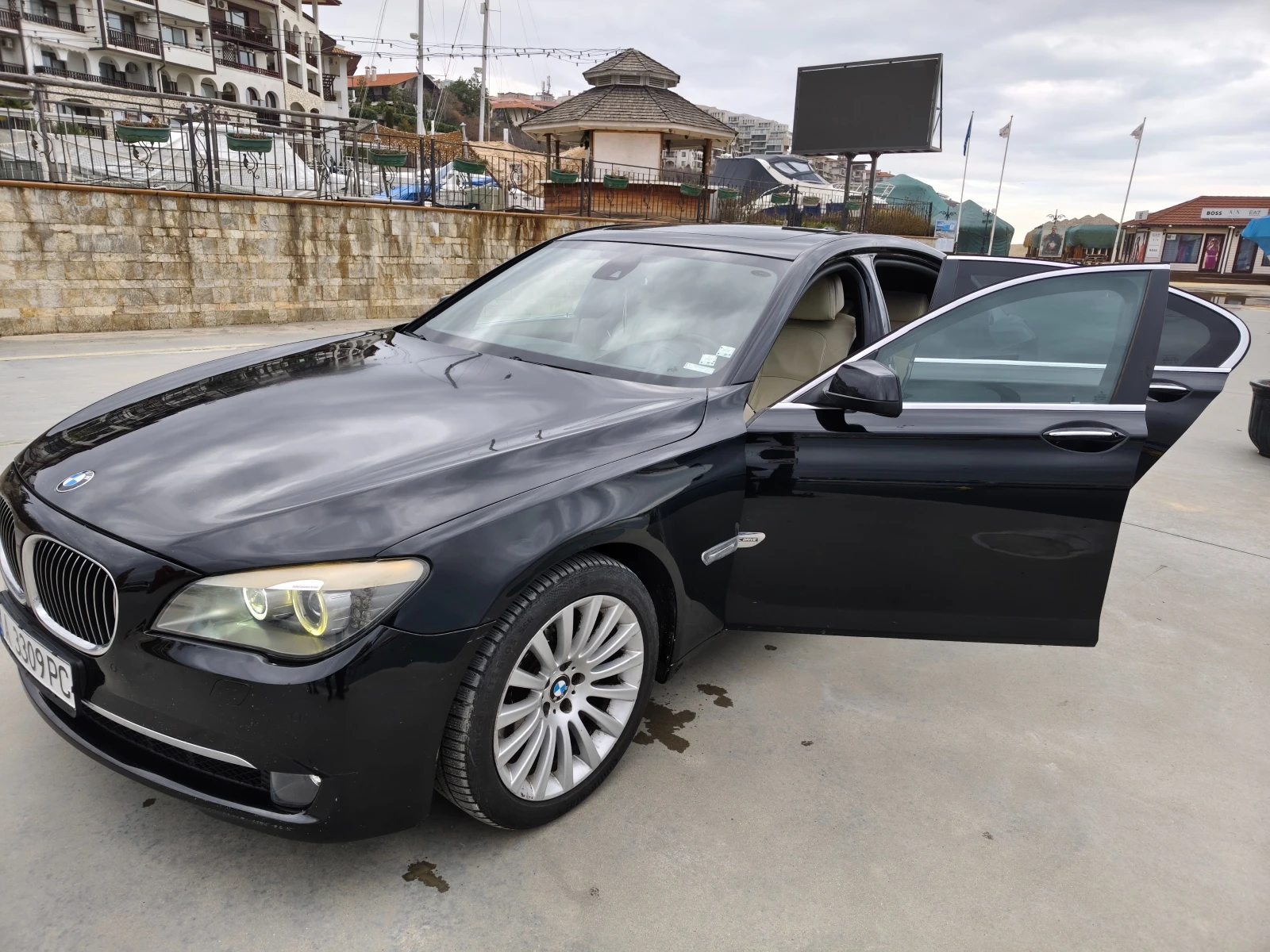 BMW 740 Xdrive - изображение 8