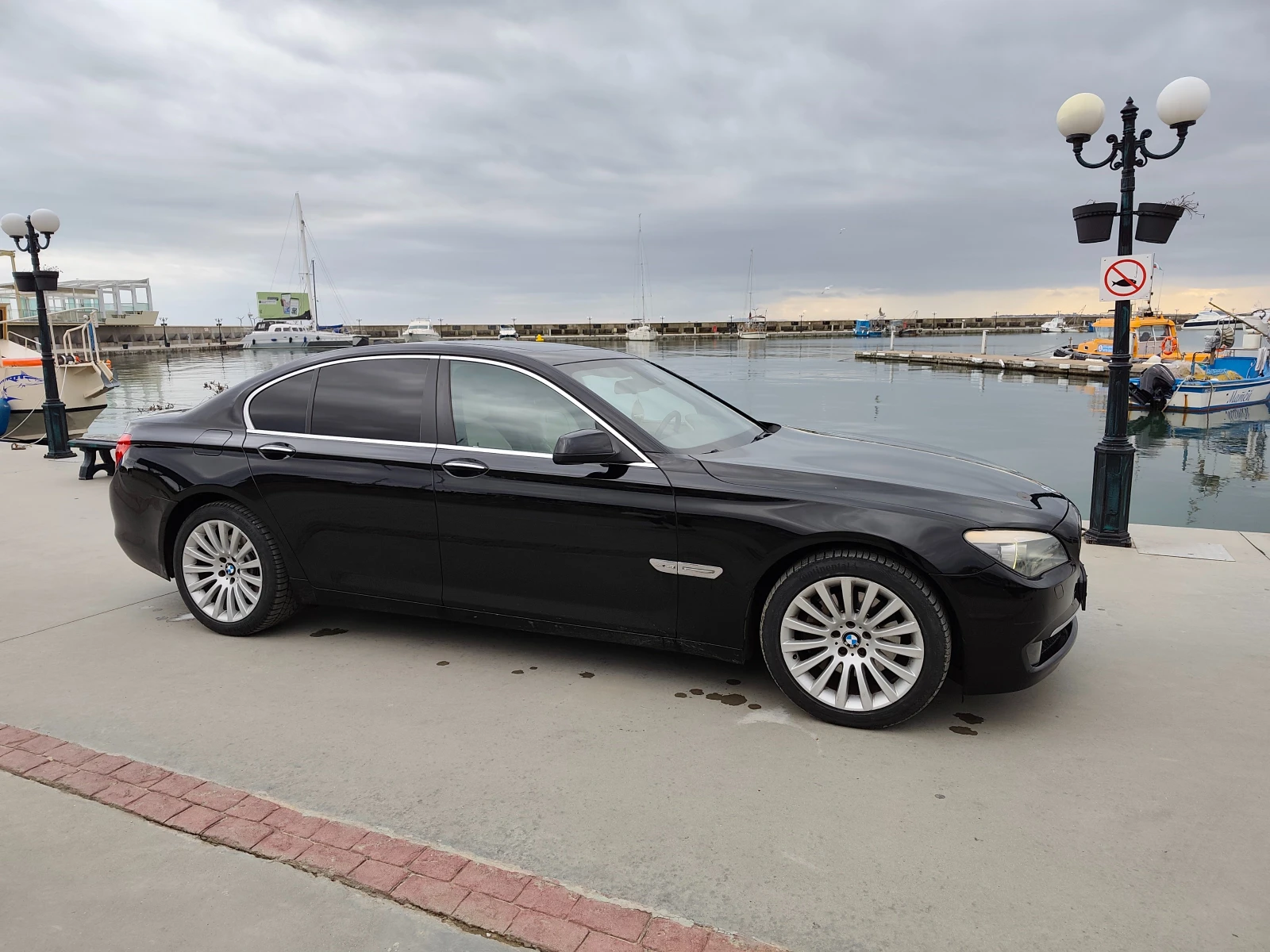BMW 740 Xdrive - изображение 4