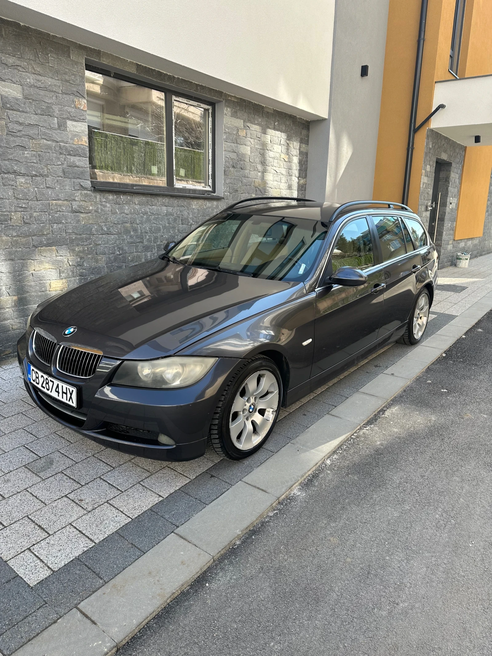 BMW 330 Е91 330 XD 4x4 - изображение 3