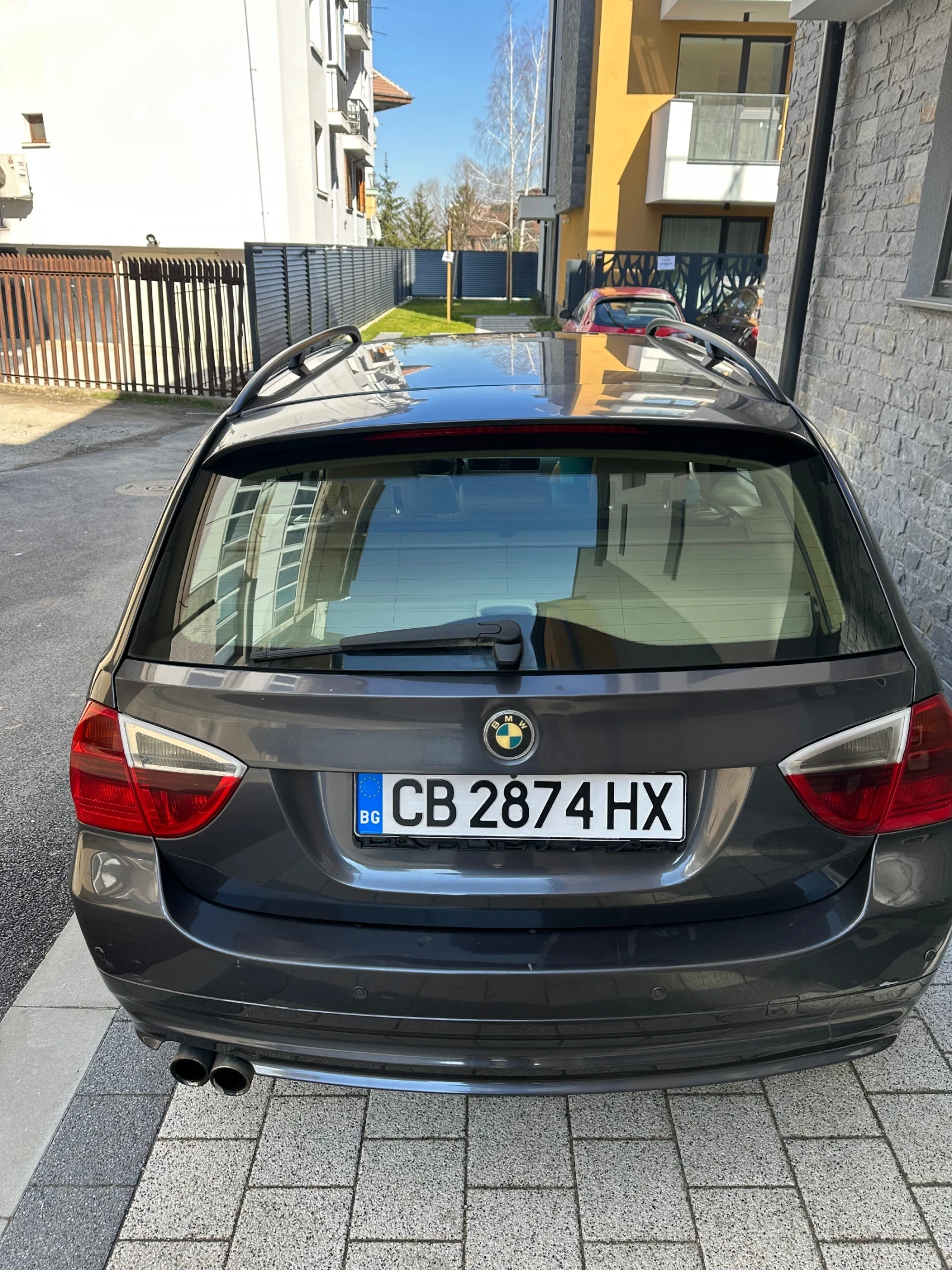 BMW 330 Е91 330 XD 4x4 - изображение 4