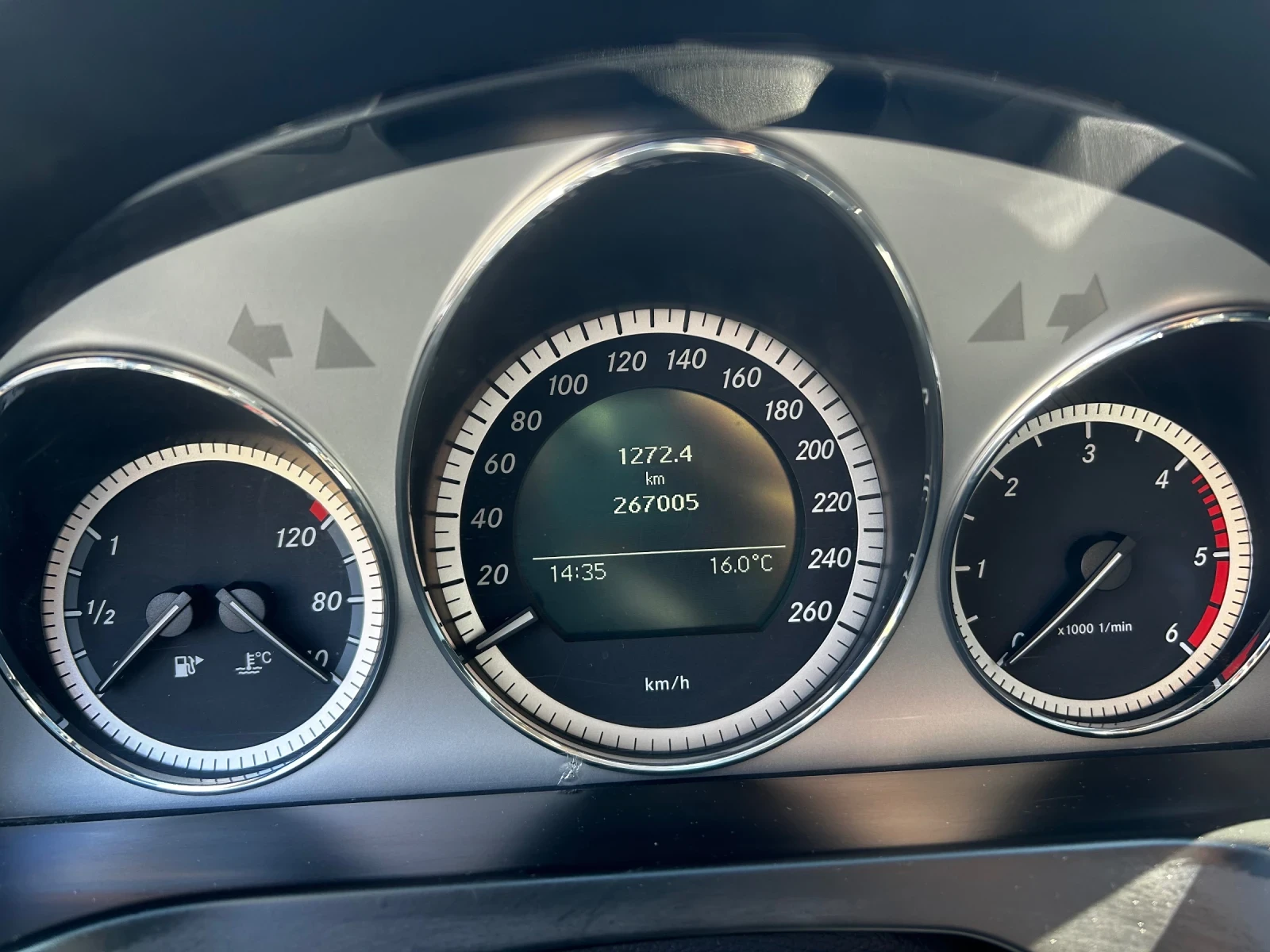 Mercedes-Benz C 200, снимка 9 - Автомобили и джипове - 53852089