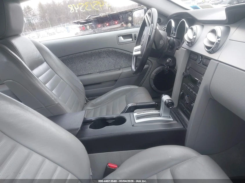 Ford Mustang 4.6l GT Deluxe * Kрайна цена до България* , снимка 5 - Автомобили и джипове - 53907380