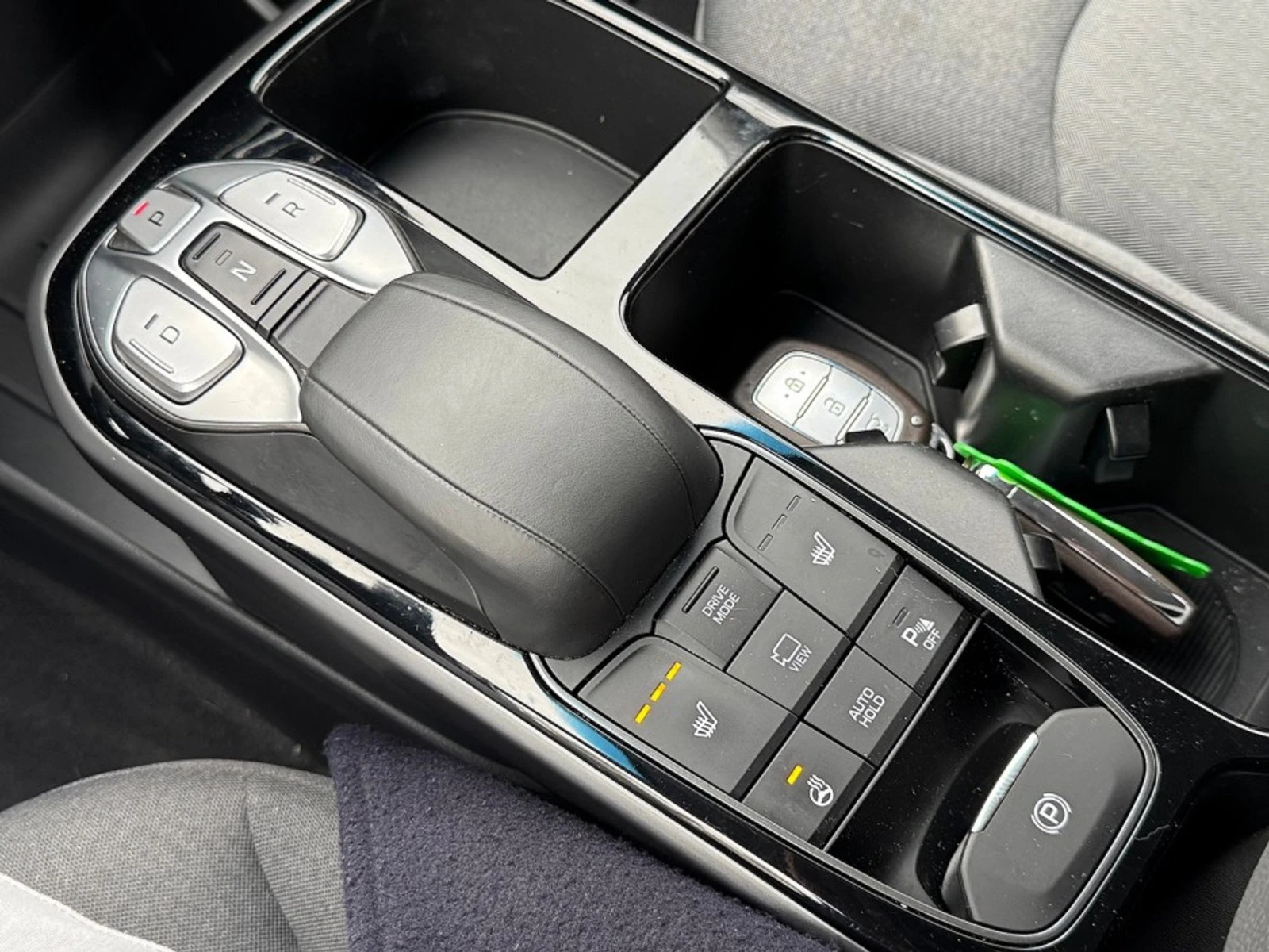 Hyundai Ioniq Comfort, снимка 12 - Автомобили и джипове - 54136444