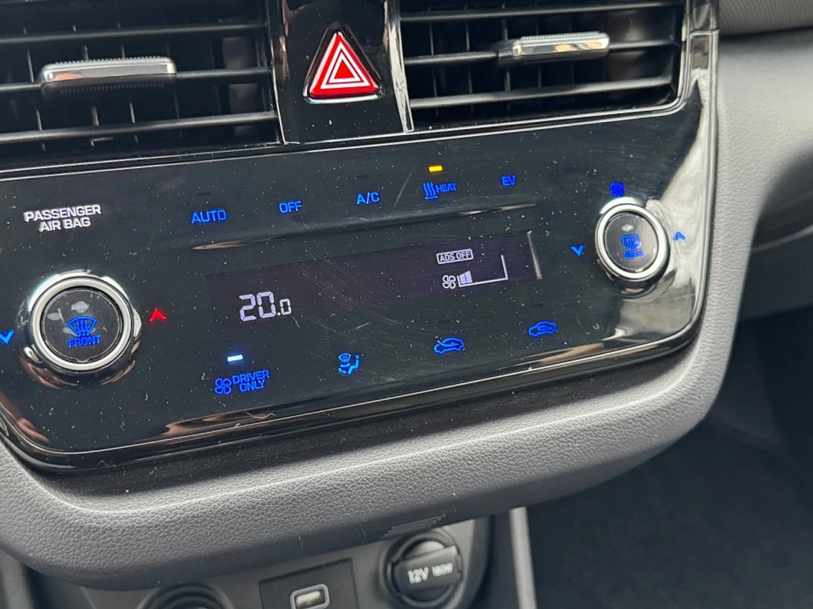 Hyundai Ioniq Comfort, снимка 11 - Автомобили и джипове - 54136444