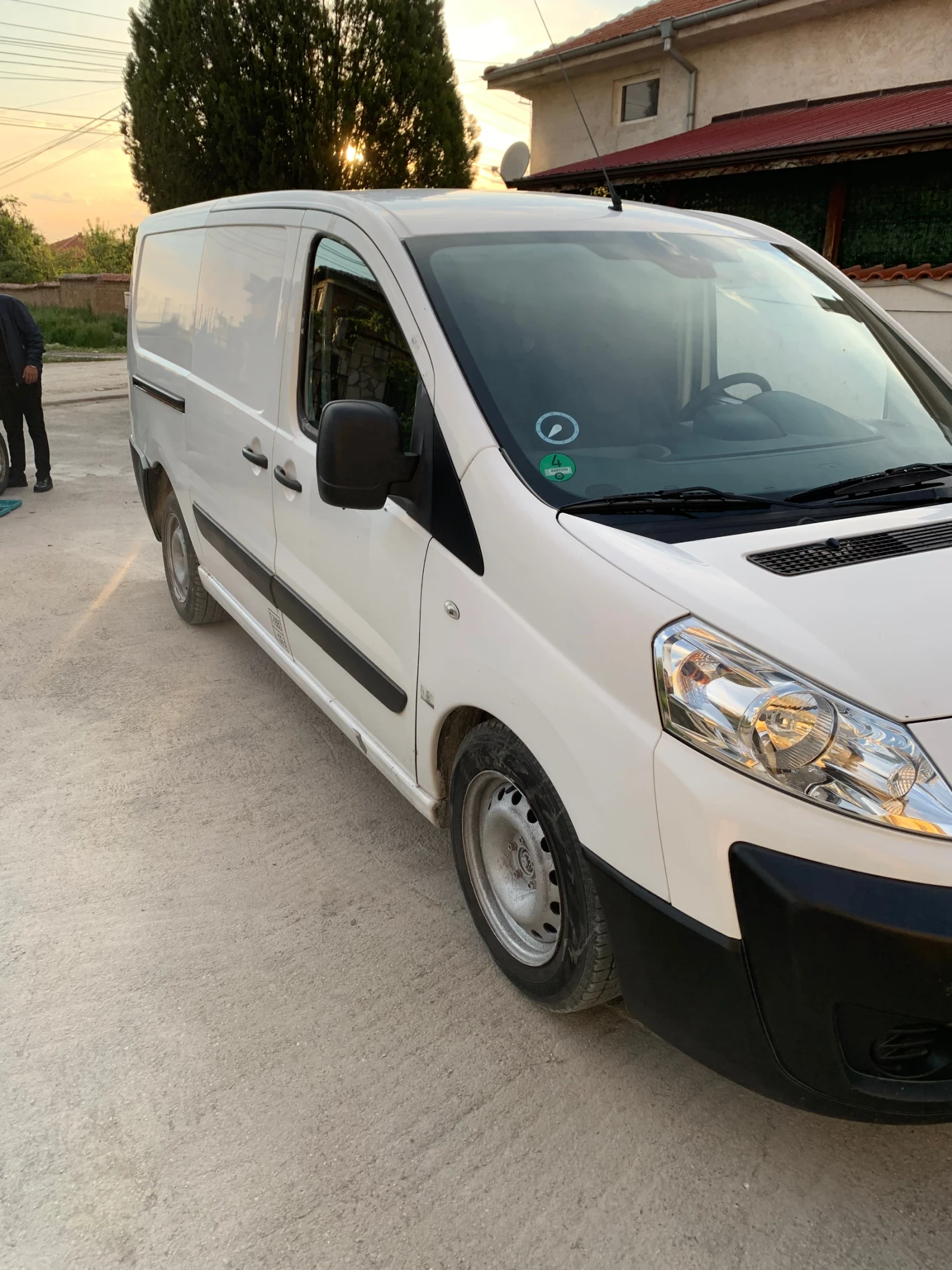 Peugeot Expert, снимка 2 - Автомобили и джипове - 54415401