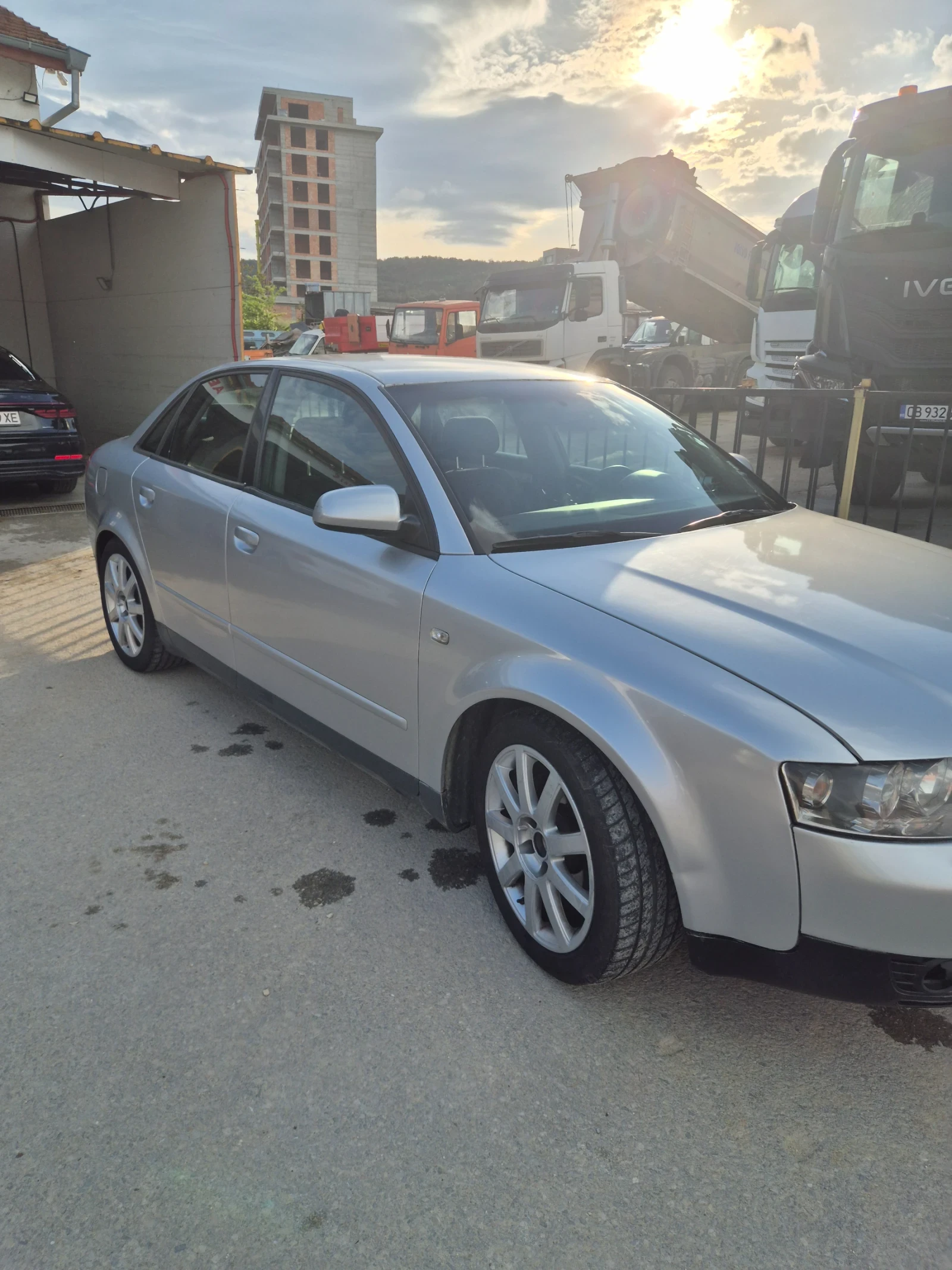 Audi A4 1.9 тди, снимка 4 - Автомобили и джипове - 54654719