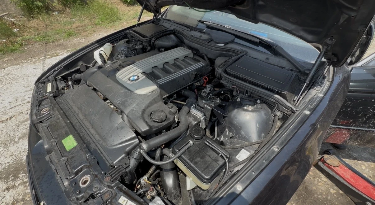 BMW 530, снимка 5 - Автомобили и джипове - 54783342