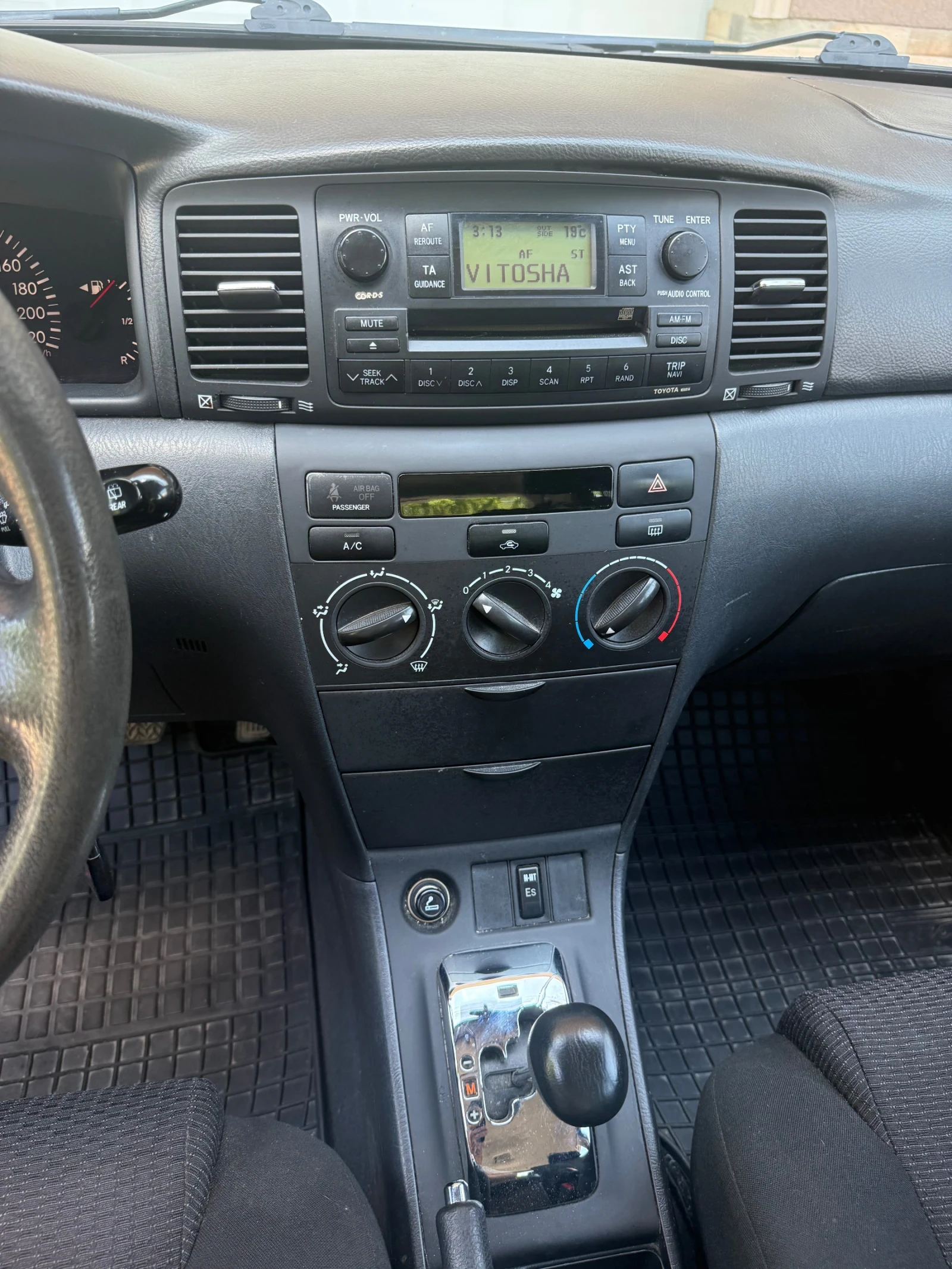 Toyota Corolla, снимка 11 - Автомобили и джипове - 54822133