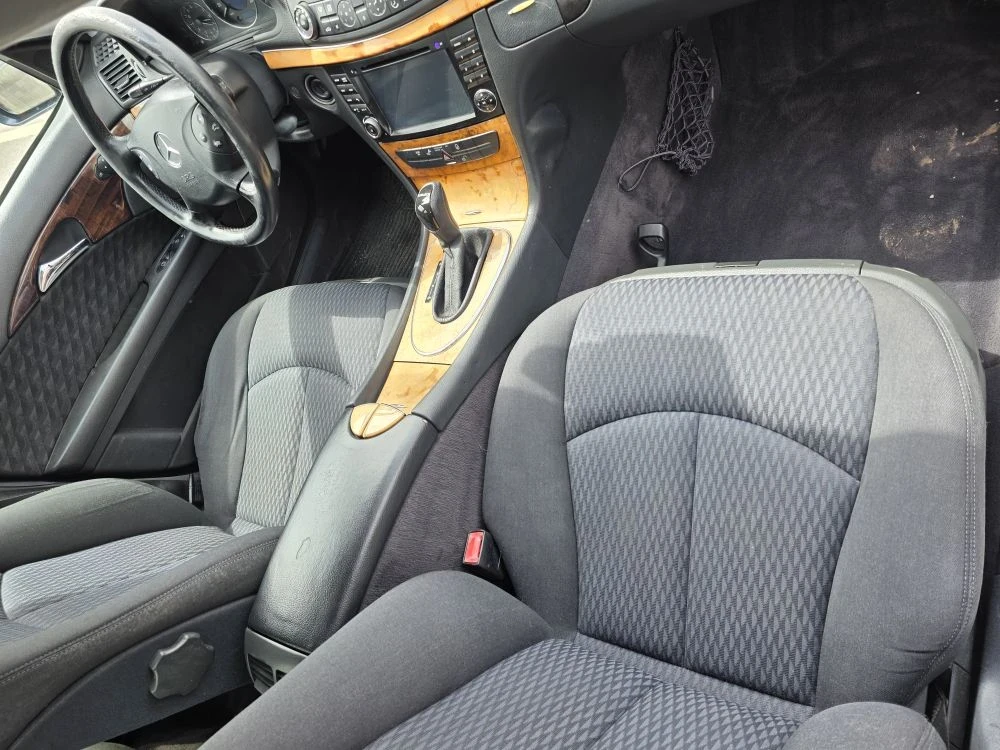 Mercedes-Benz E 270 2.7CDI  2003g  .Бартер колата е в София, снимка 7 - Автомобили и джипове - 54885848