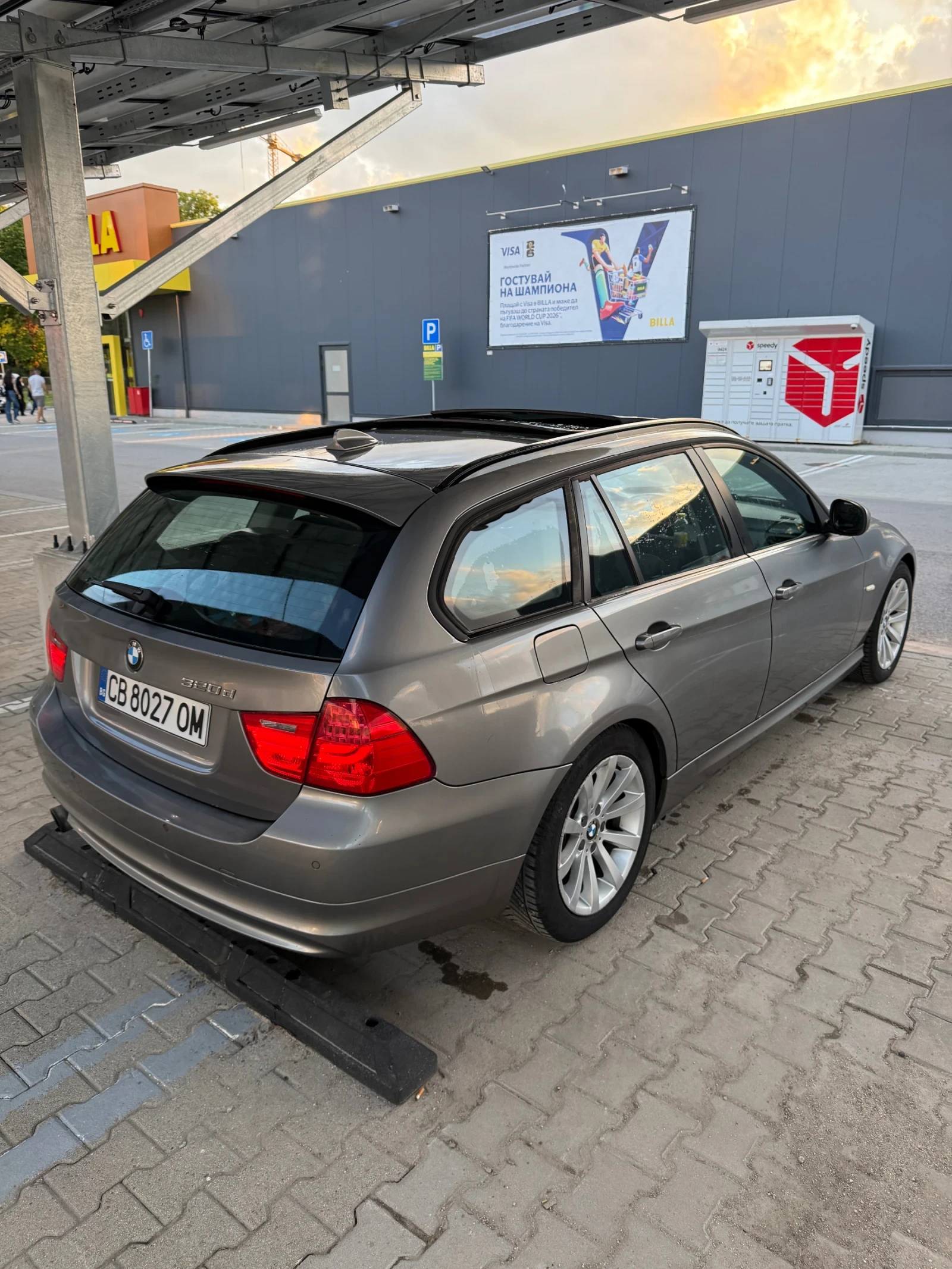 BMW 320 Ръчка задно , снимка 4 - Автомобили и джипове - 54906750
