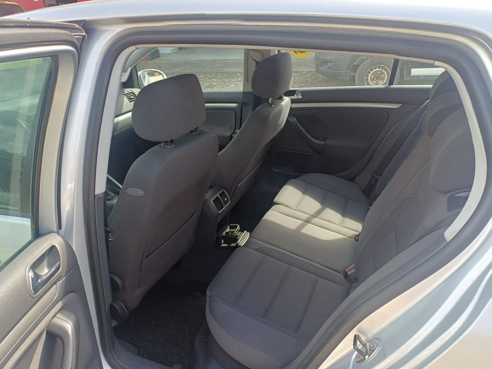 VW Golf 2, 0fsi Navi, снимка 12 - Автомобили и джипове - 55038914