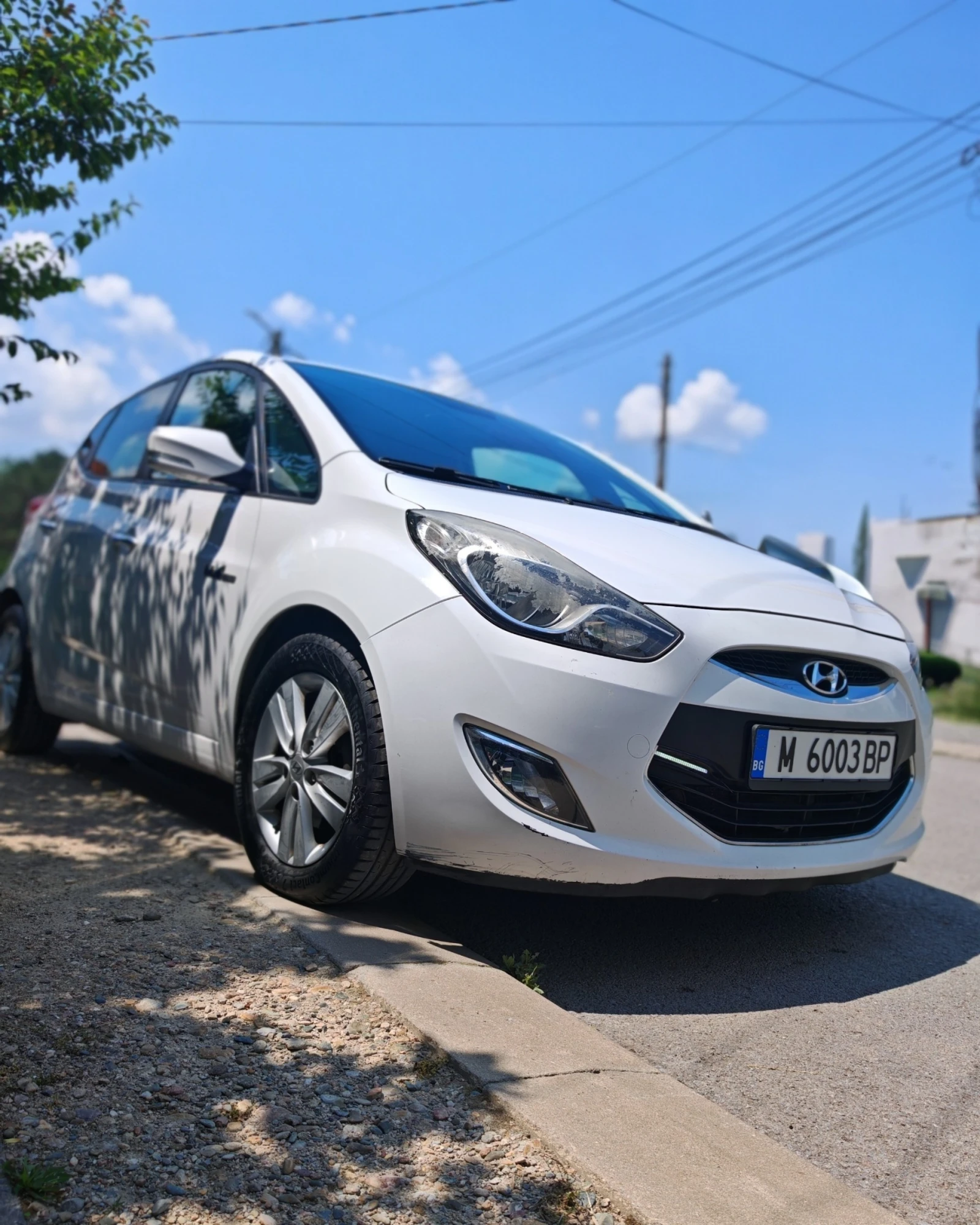 Hyundai Ix20, снимка 4 - Автомобили и джипове - 55071658