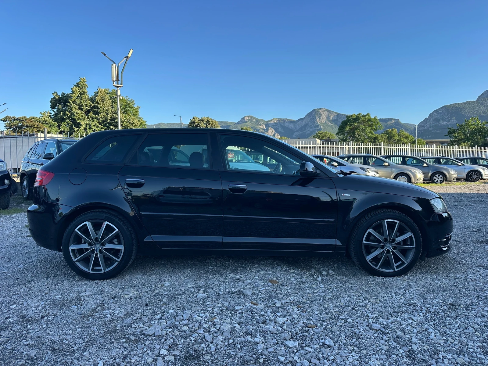Audi A3 2.0TDI 140kc S-LINE AUTOMAT ITALIA, снимка 2 - Автомобили и джипове - 55160655